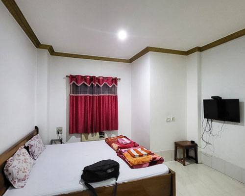 Hotel Name