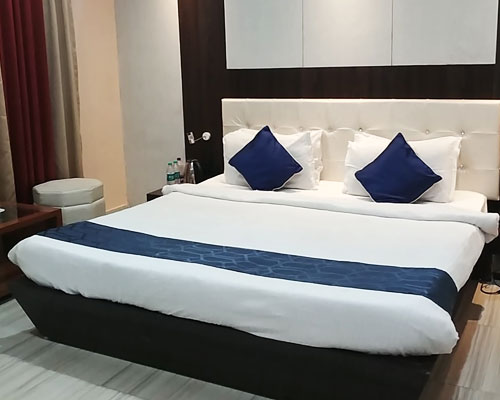 Hotel Name